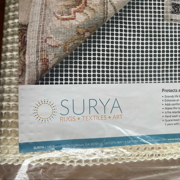 Surya Lock Grip Rug Gripper for Hard Surfaces 5x8 - Picture 4 of 8